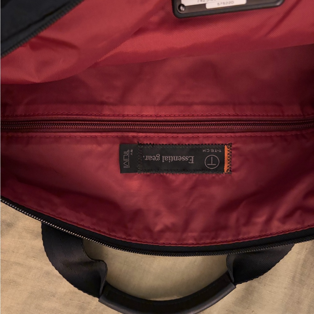 Tumi Tech Essentials Black Men's Briefcase Laptop… - image 4